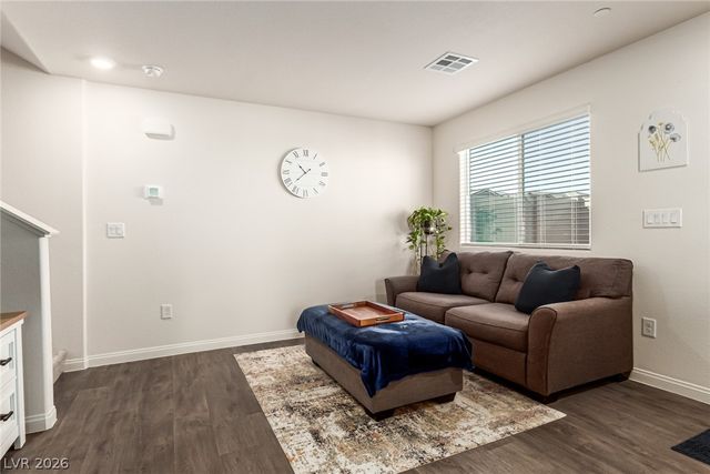 2829 Champagne Gold Avenue, North Las Vegas, NV 89086