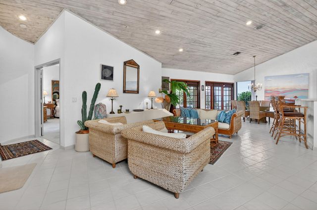 22519 W Esplanada Cir W W, Boca Raton, FL 33433