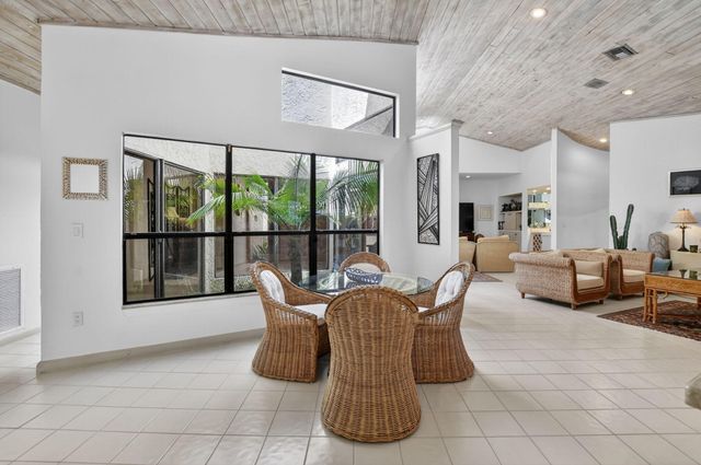 22519 W Esplanada Cir W W, Boca Raton, FL 33433