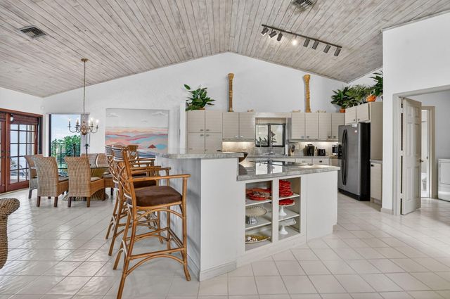 22519 W Esplanada Cir W W, Boca Raton, FL 33433