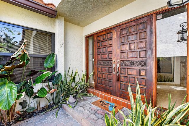 22519 W Esplanada Cir W W, Boca Raton, FL 33433