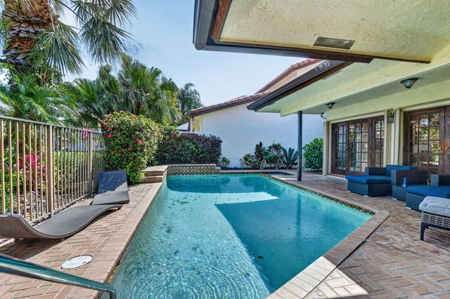 22519 W Esplanada Cir W W, Boca Raton, FL 33433