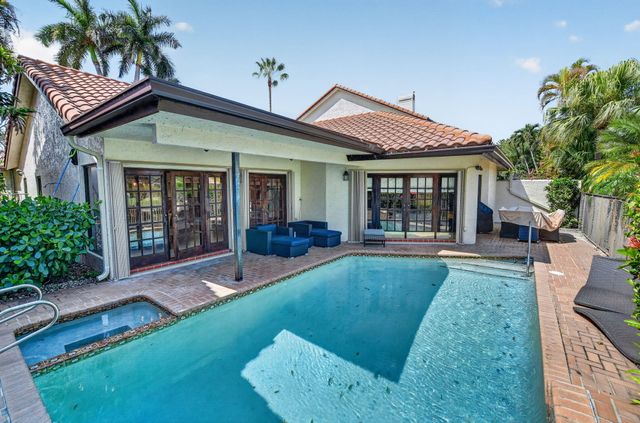 22519 W Esplanada Cir W W, Boca Raton, FL 33433