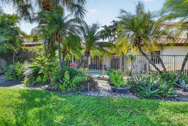 22519 W Esplanada Cir W W, Boca Raton, FL 33433