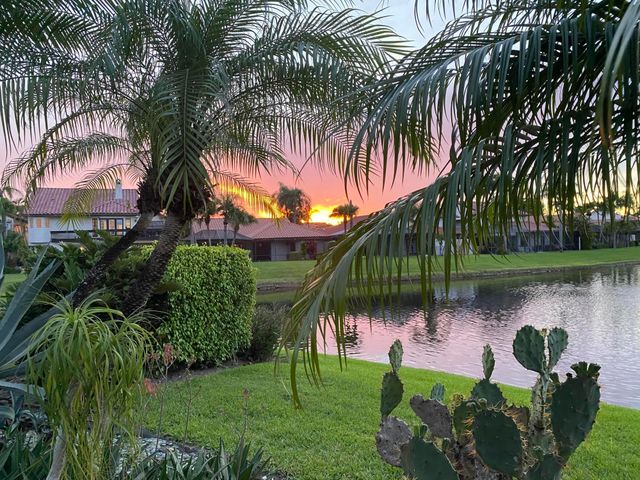 22519 W Esplanada Cir W W, Boca Raton, FL 33433
