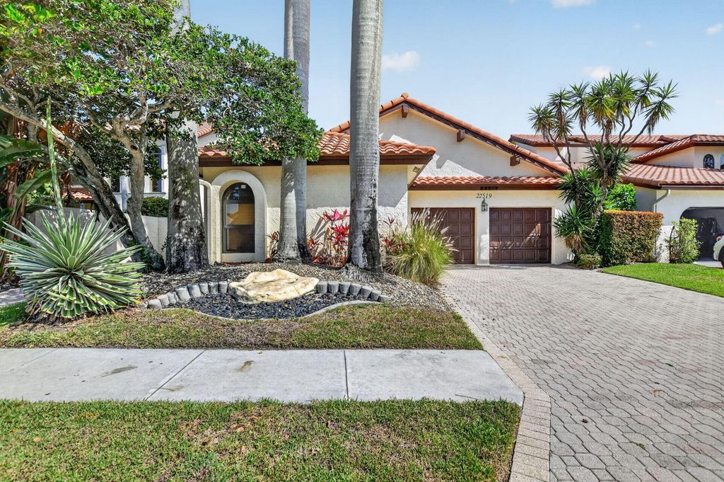 22519 W Esplanada Cir W W, Boca Raton, FL 33433