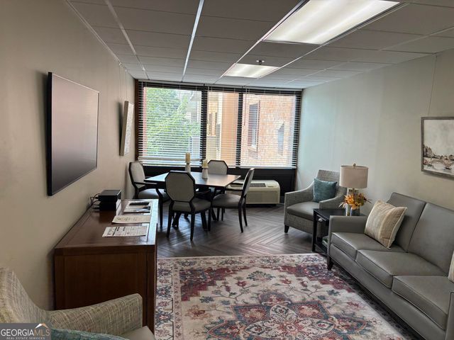 300 Johnson Ferry Road NE B311, Atlanta, GA 30328