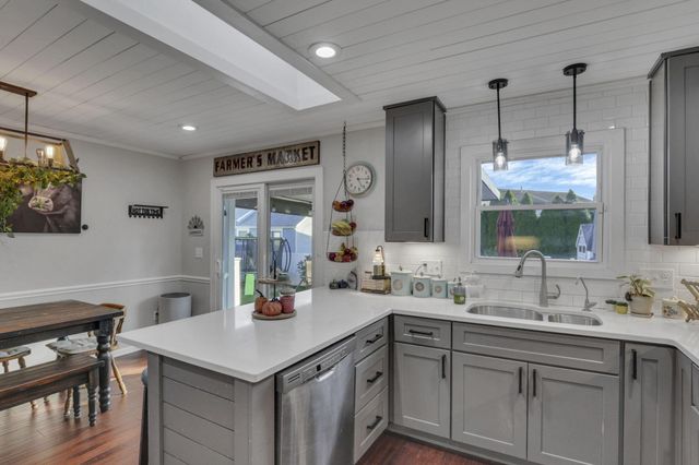 6477 Buckeye Path Drive S, Grove City, OH 43123