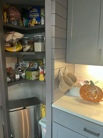 6477 Buckeye Path Drive S, Grove City, OH 43123