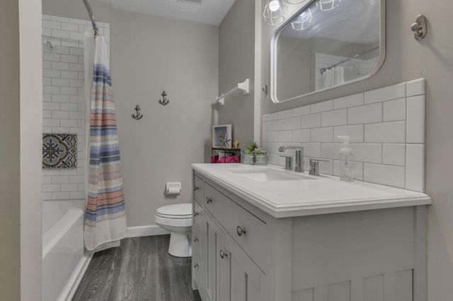 6477 Buckeye Path Drive S, Grove City, OH 43123