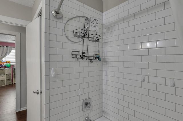 6477 Buckeye Path Drive S, Grove City, OH 43123