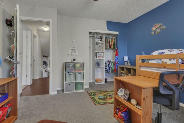 6477 Buckeye Path Drive S, Grove City, OH 43123