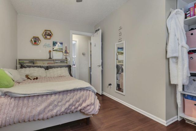 6477 Buckeye Path Drive S, Grove City, OH 43123