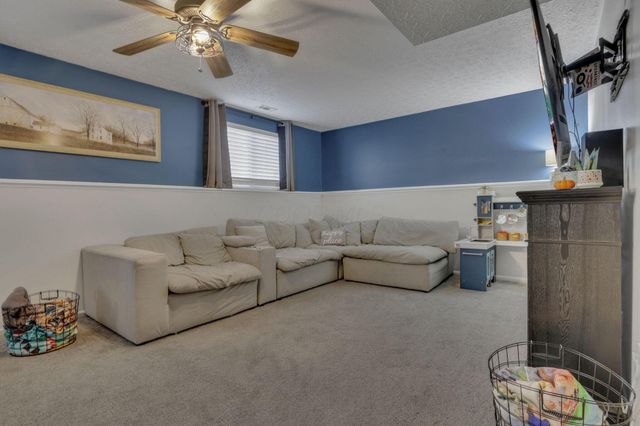 6477 Buckeye Path Drive S, Grove City, OH 43123