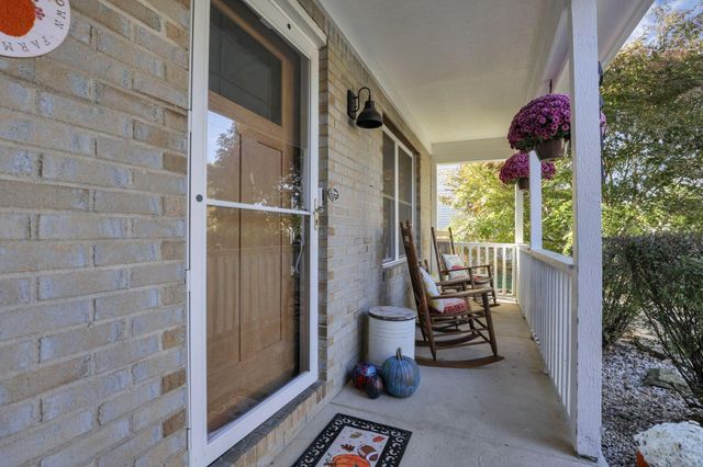 6477 Buckeye Path Drive S, Grove City, OH 43123