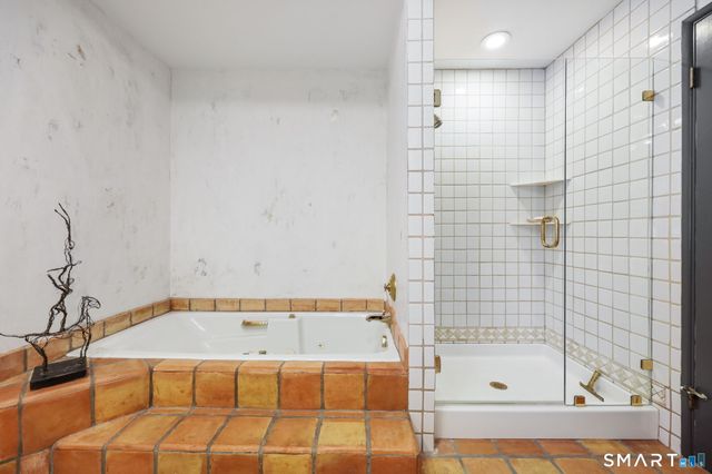 53 Rock Hill Road, Woodbridge, CT 06525