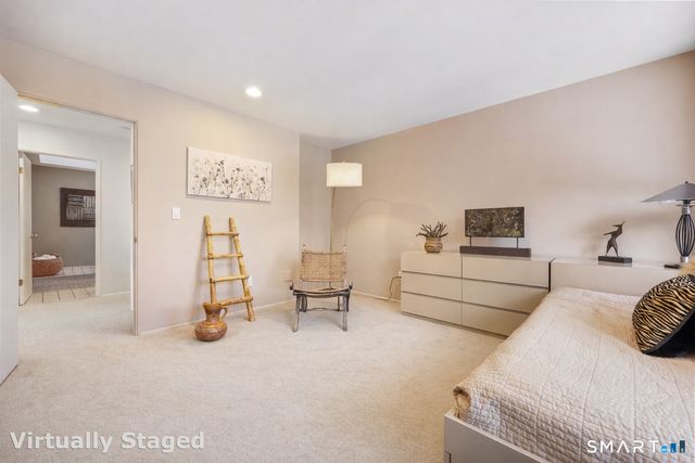 53 Rock Hill Road, Woodbridge, CT 06525