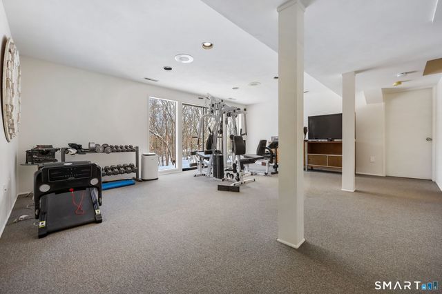 53 Rock Hill Road, Woodbridge, CT 06525