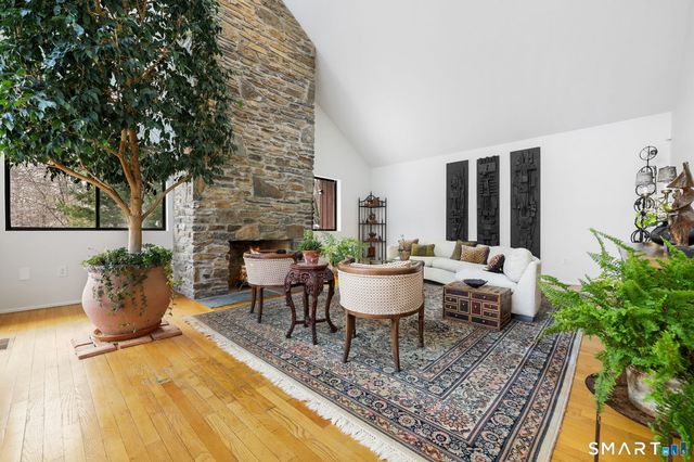 53 Rock Hill Road, Woodbridge, CT 06525