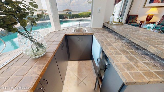 650 Loggerhead Island Drive, Satellite Beach, FL 32937
