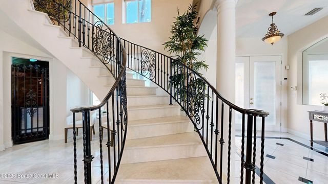 650 Loggerhead Island Drive, Satellite Beach, FL 32937