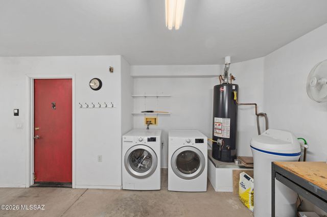1755 N Vía Cananea, Green Valley, AZ 85614