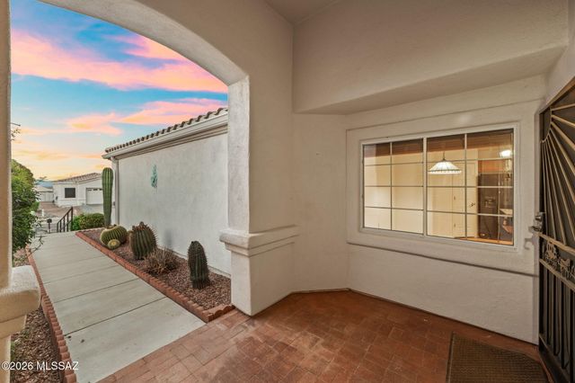 1755 N Vía Cananea, Green Valley, AZ 85614