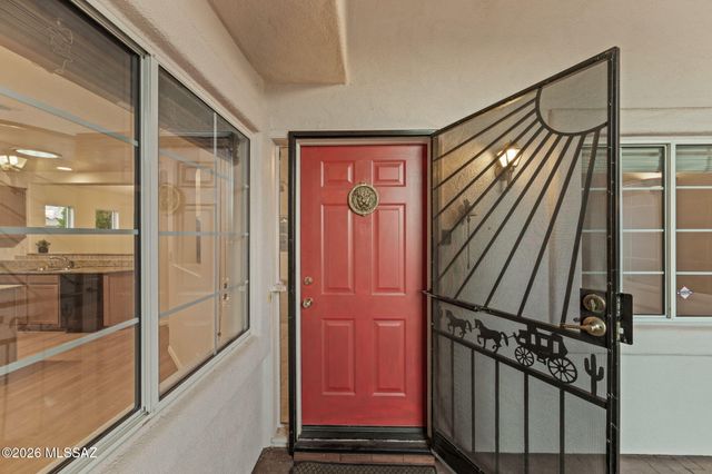 1755 N Vía Cananea, Green Valley, AZ 85614