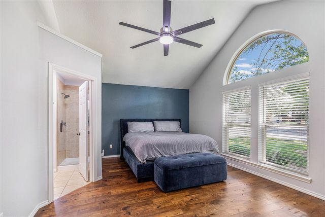 2700 Valleywood Drive, Grapevine, TX 76051