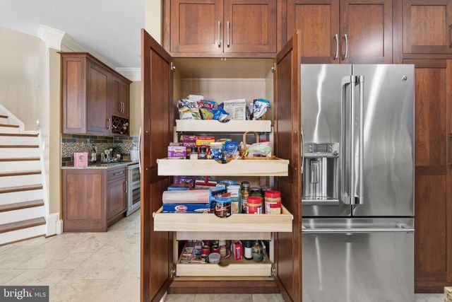 19313 CISSEL MANOR DR, Poolesville, MD 20837