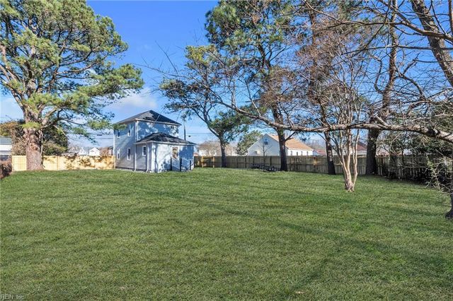 4112 Twin Pines RD, Portsmouth, VA 23703