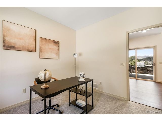 19790 Beacon Lite Rd, Monument, CO 80132