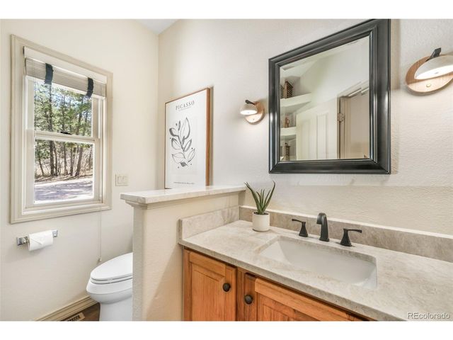 19790 Beacon Lite Rd, Monument, CO 80132