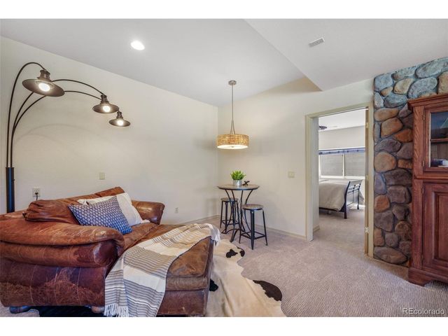 19790 Beacon Lite Rd, Monument, CO 80132