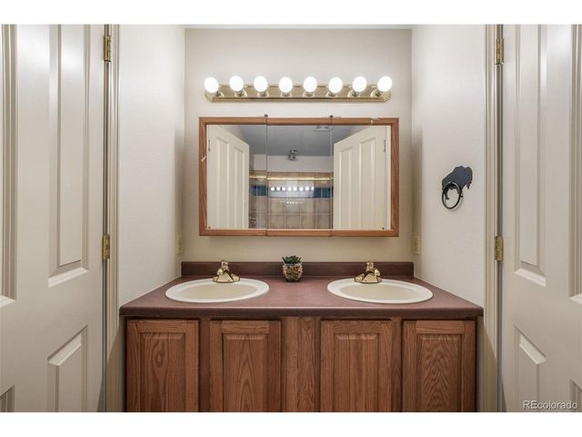 19790 Beacon Lite Rd, Monument, CO 80132