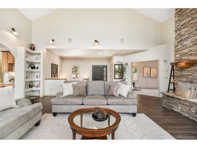 19790 Beacon Lite Rd, Monument, CO 80132