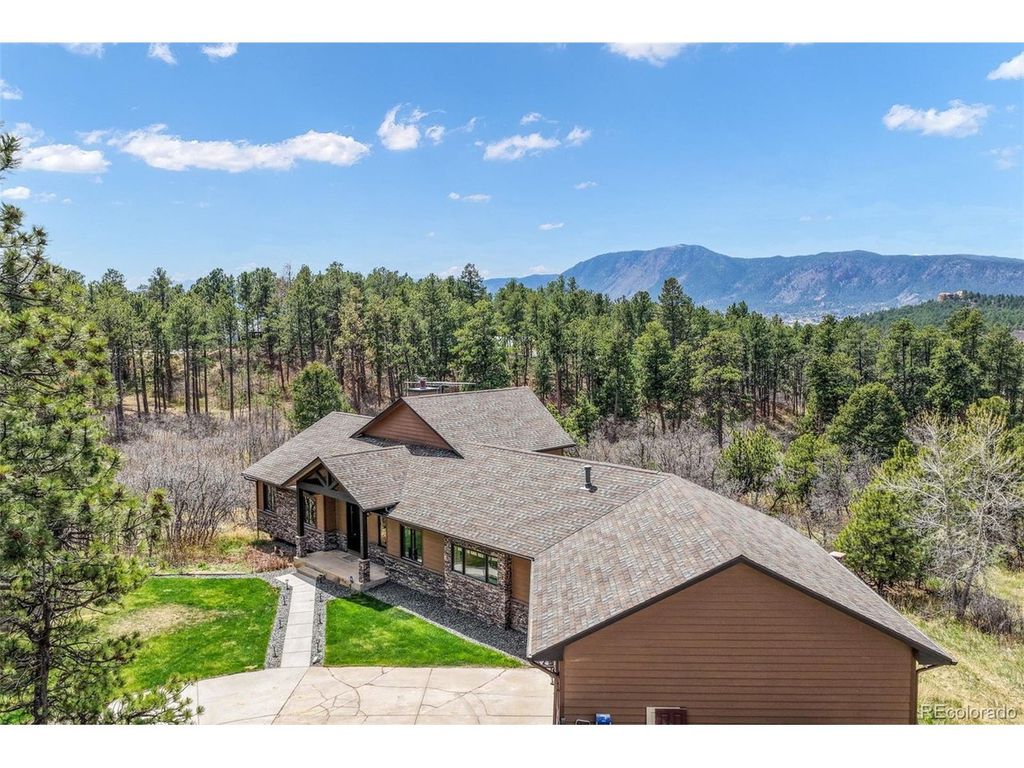 19790 Beacon Lite Rd, Monument, CO 80132