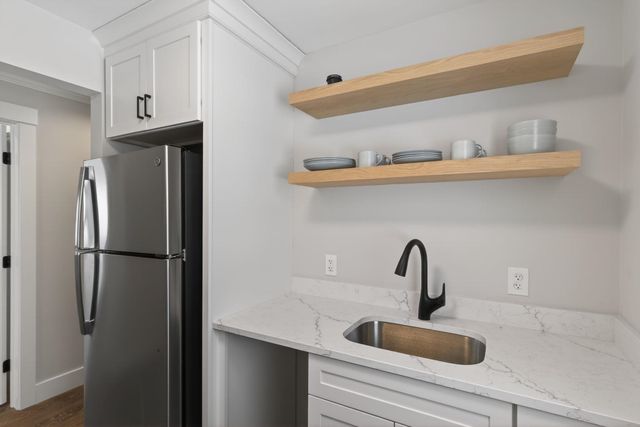 30 Main Street, Salem, NH 03079