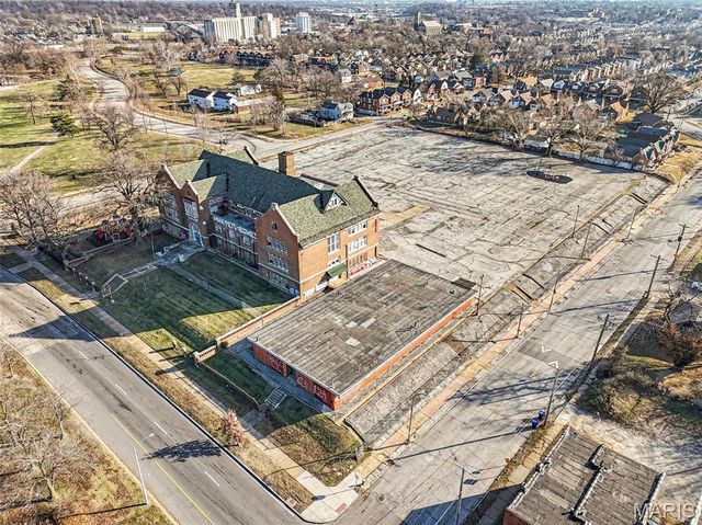 4160 N Kingshighway Boulevard, St Louis, MO 63115
