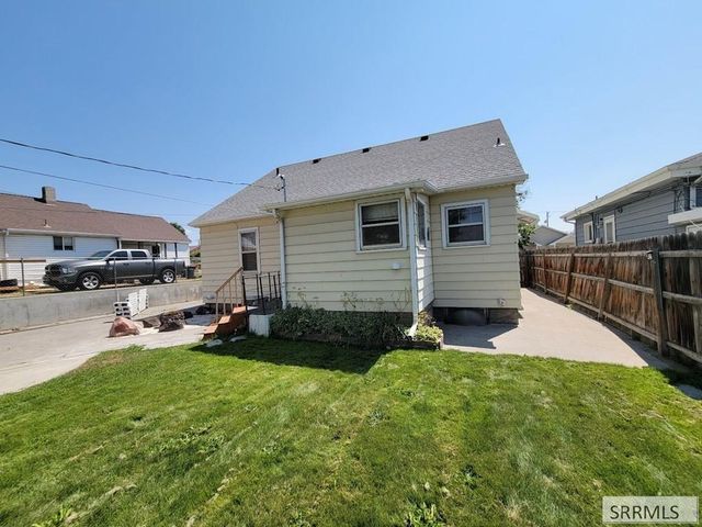 311 Gladstone Street, Idaho Falls, ID 83401