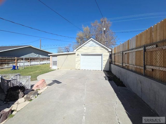 311 Gladstone Street, Idaho Falls, ID 83401