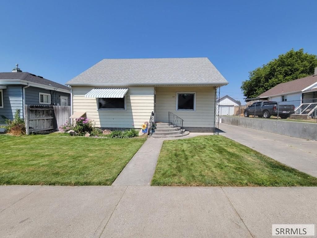 Image 1 of property listing at 311 Gladstone Street, Idaho Falls, ID 83401