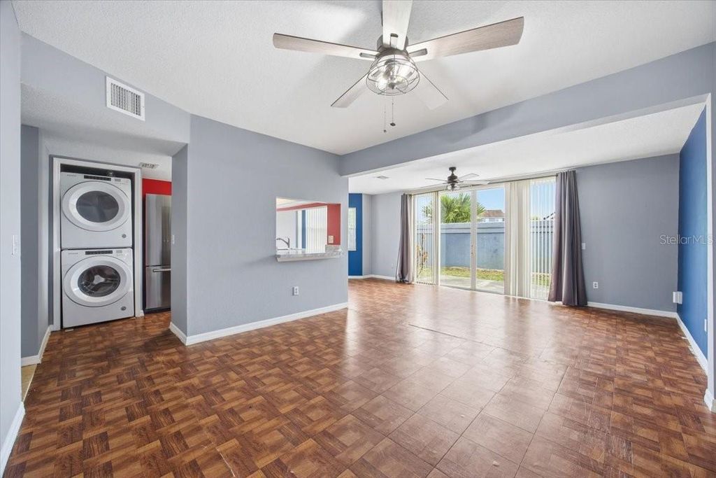 Image 12 of property listing at 135 ORCHID DRIVE, Davenport, FL 33897