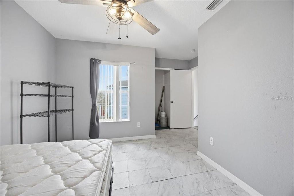 Image 20 of property listing at 135 ORCHID DRIVE, Davenport, FL 33897