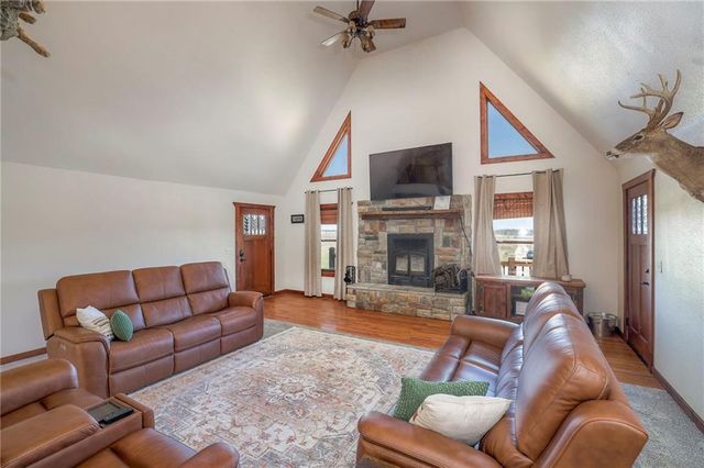 684 NW 832P Road, Blairstown, MO 64726