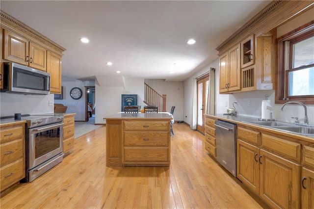 684 NW 832P Road, Blairstown, MO 64726