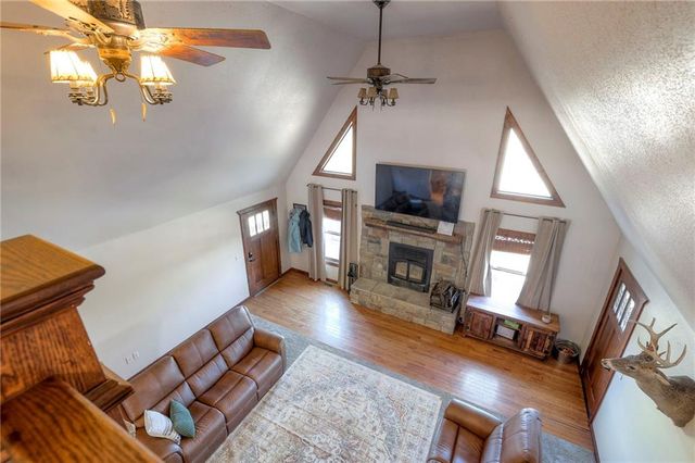 684 NW 832P Road, Blairstown, MO 64726