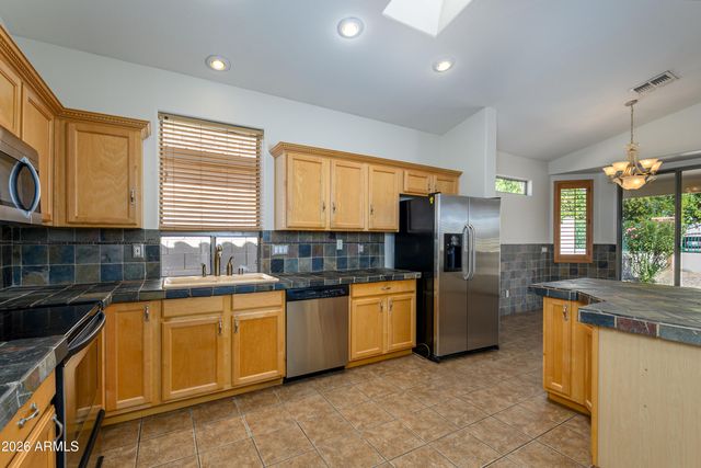 17610 W HAYDEN Drive, Surprise, AZ 85374