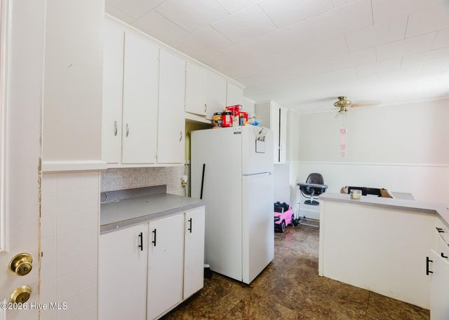 303 Myrtle Avenue, Hamlet, NC 28345
