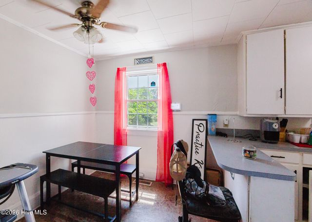 303 Myrtle Avenue, Hamlet, NC 28345